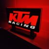 Logo LED KTM Racing 3D – Lampe LED | Veilleuse Emblème KTM, Fan Art | Idéal pour Fans et Décoration
