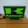 Logo LED 3D KAWASAKI – Enseigne / Emblème / Lampe / Veilleuse Lumineux Fan Art
